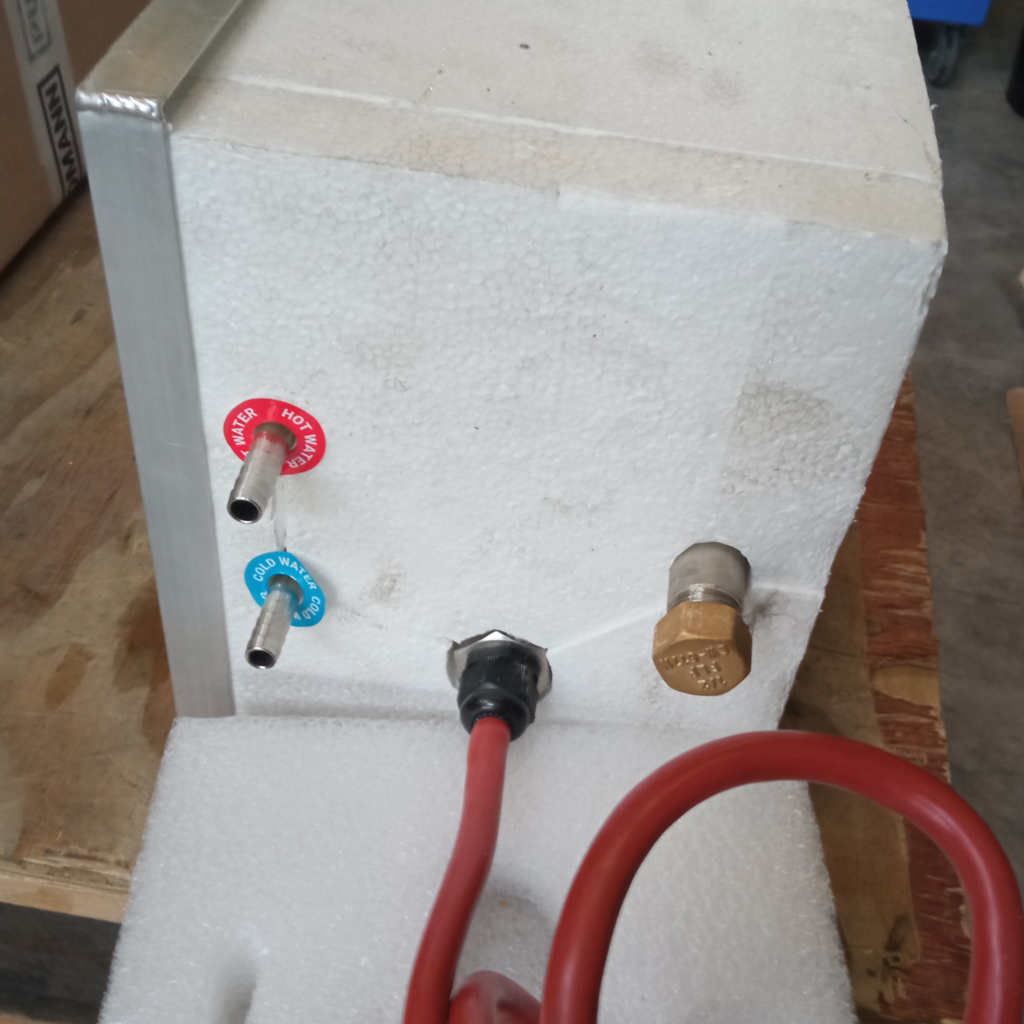 Boiler Pundmann 9L 12V 200W (RASTRO)