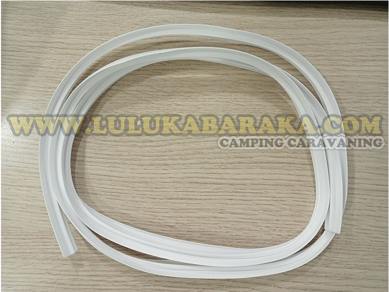 Canto T semiperfilado blanco 1 m. (RASTRO)